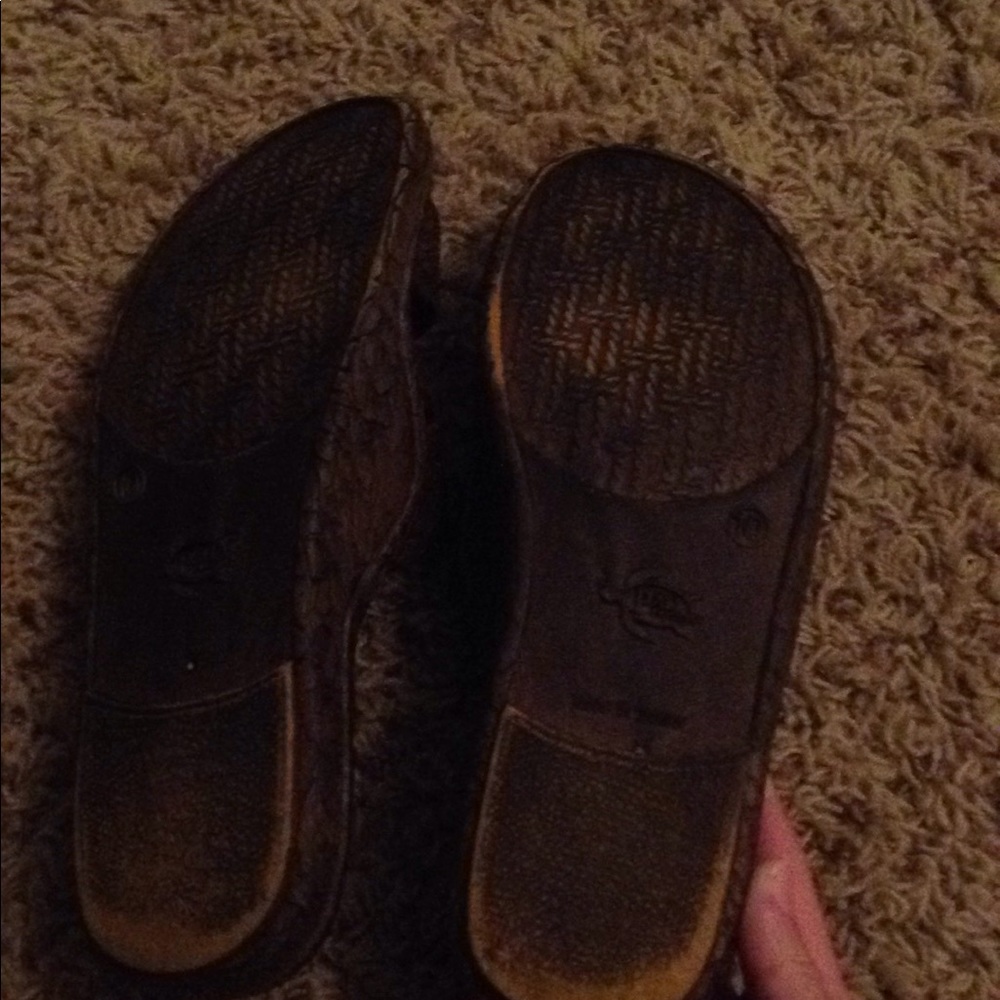 Jandals - Picture 2 of 2